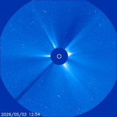 Images of the solar corona